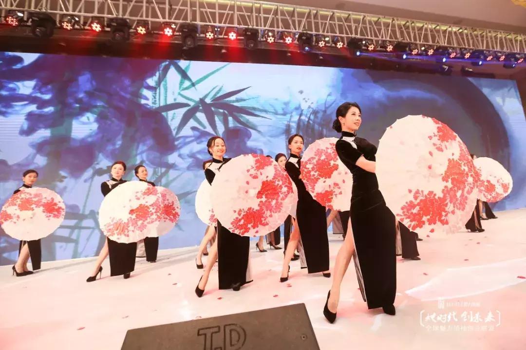 女性气质礼仪培训班,优雅仪态培训报名