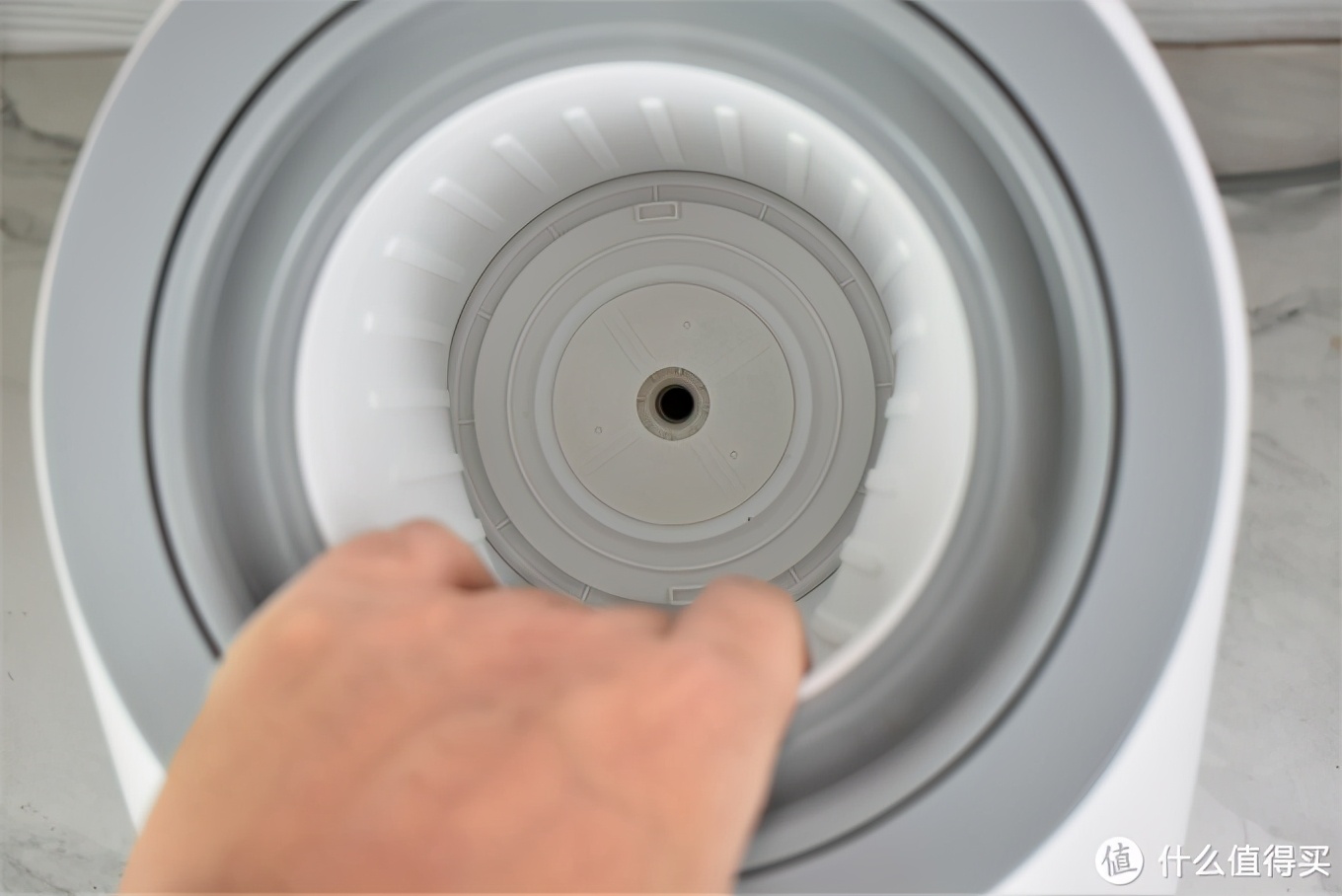 仿手搓洗、分袋洗护：觉飞内衣裤洗衣机，解决贴身衣物清洗难题