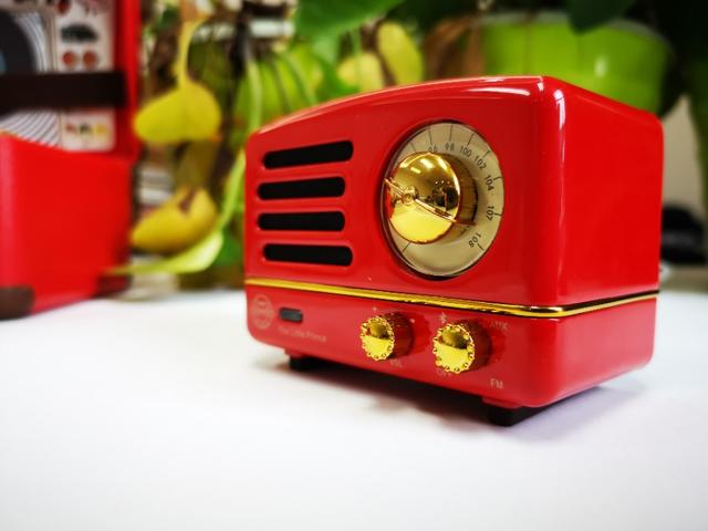 猫王收音机评测视频,猫王迷你收音机拆解