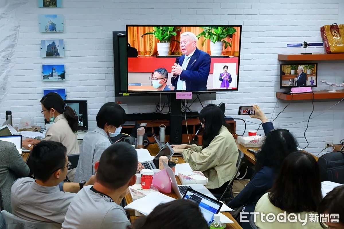 铡刀落下,台湾中天新闻台被关