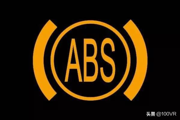 急刹车一脚踩死和点刹哪个有效,跑高速是急刹还是点刹