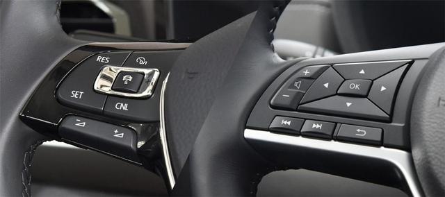 轩逸14代和朗逸plus哪个值得入手,轩逸2022款和朗逸2022款选哪个好