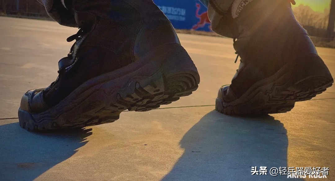 单只仅重364克！夏季战靴之选还得是“中国龙”系列呀