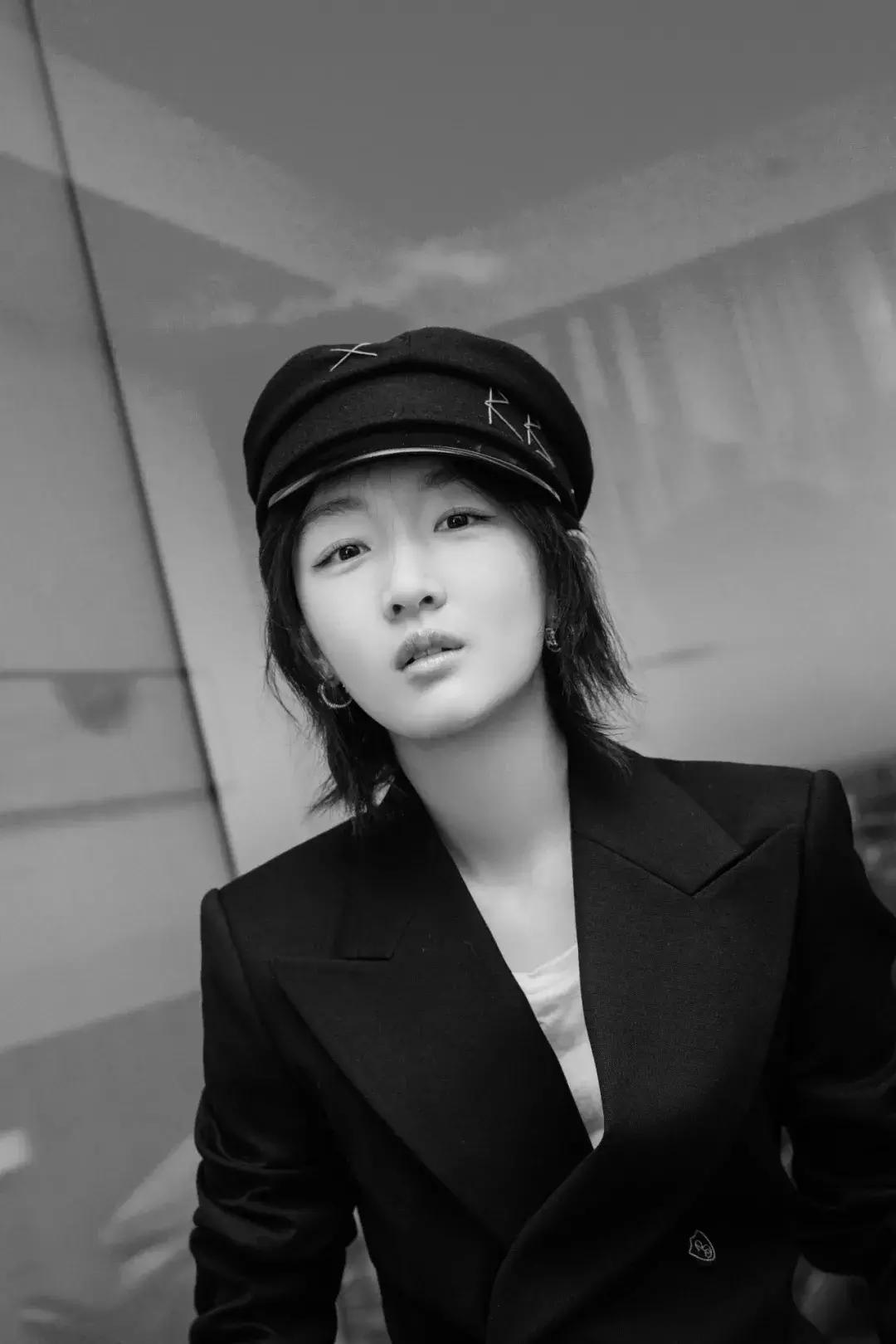 今年夏天这么穿立刻显瘦20斤,130斤穿什么样的外套显瘦