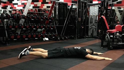 改善腰酸背疼,4动作加强下背肌,改善酸痛!稳定脊椎