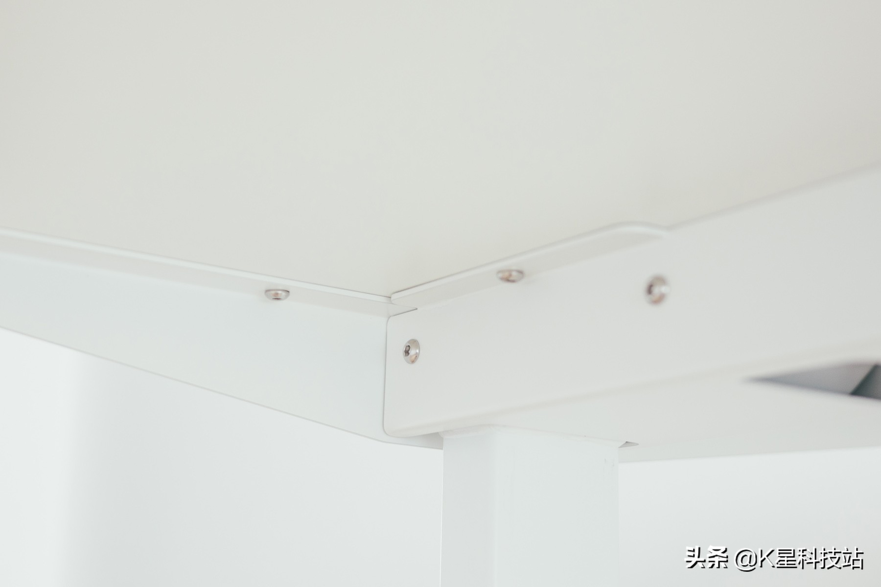 极简主义工作台设计,极简主义工作台