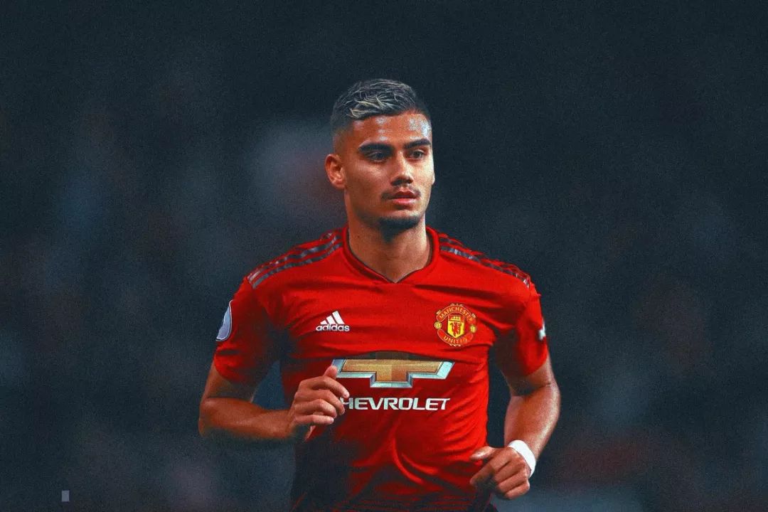 曼联季前赛全勤天才再遭弃用,恐拒绝续约!因一场球失去穆帅器重