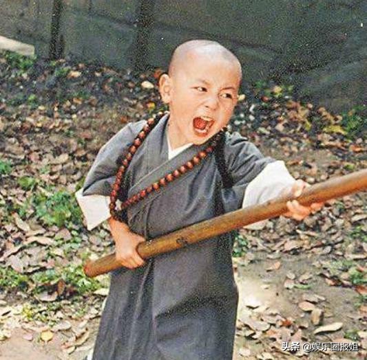 2岁孩子被虐待致死前仍求抱抱,2岁儿童被虐待事件