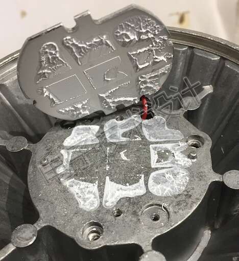 led灯不停的闪怎么回事,开led灯就跳总开关