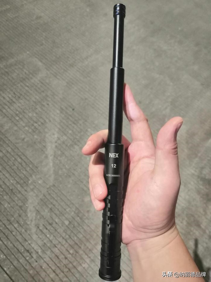 隐藏自己的獠牙,隐藏的小牙牙