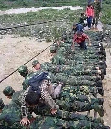 汶川大地震图片真实照片高清,5.12汶川大地震高清图片