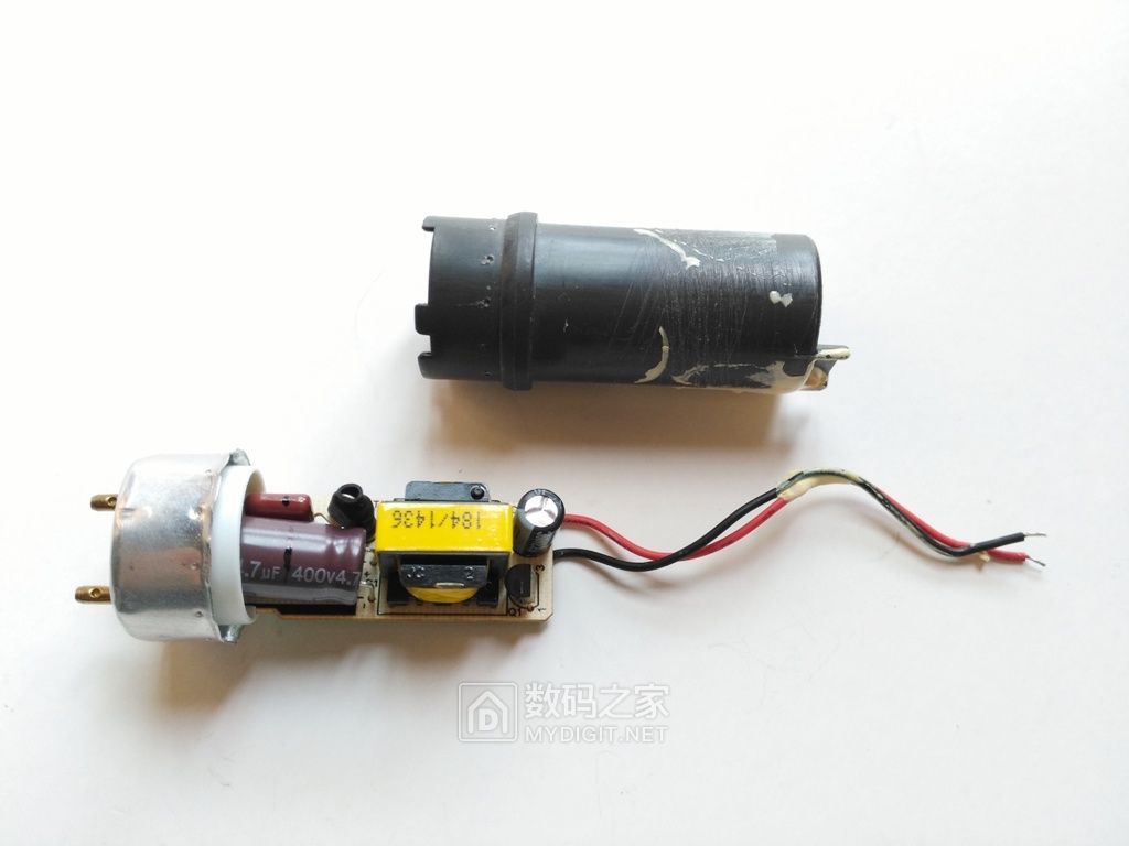 飞利浦一体日光灯拆解,飞利浦飞凡灯管维修