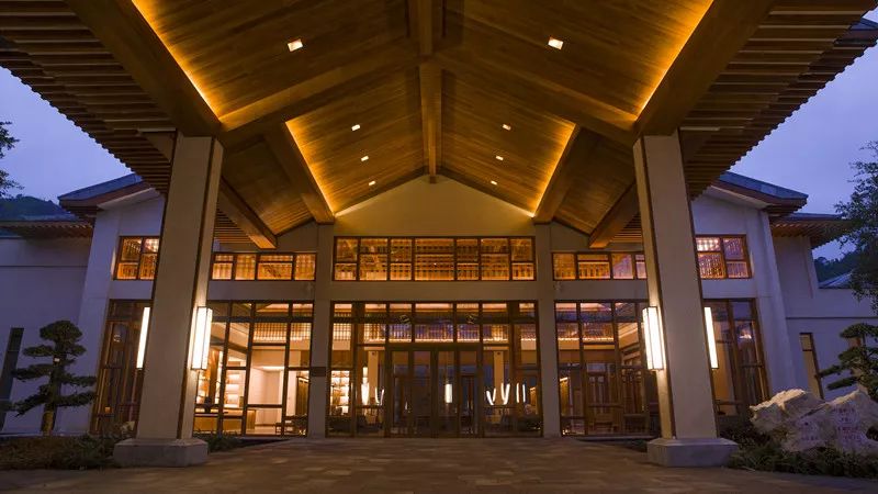 中国最美度假酒店top100最新,中国最值得体验的100家酒店