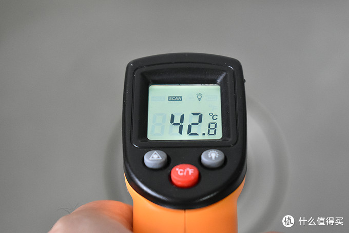 夏天热水器水温不够用,夏天不烫燃气热水器