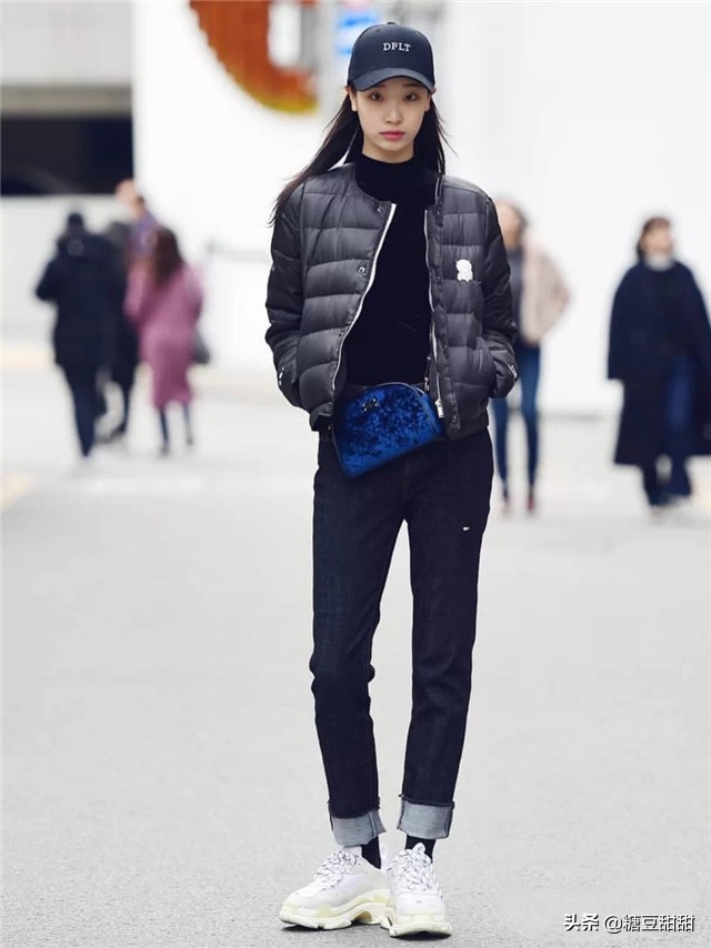 韩国女生冬天穿那么少不冷吗,韩国穿搭不露腿冬季