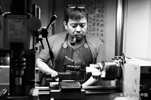 学校书法大师,名师出高徒书法优秀老师