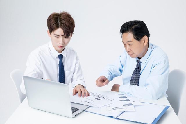 大专比较好就业工资高的几个专业,大专选什么专业最吃香是铁饭碗