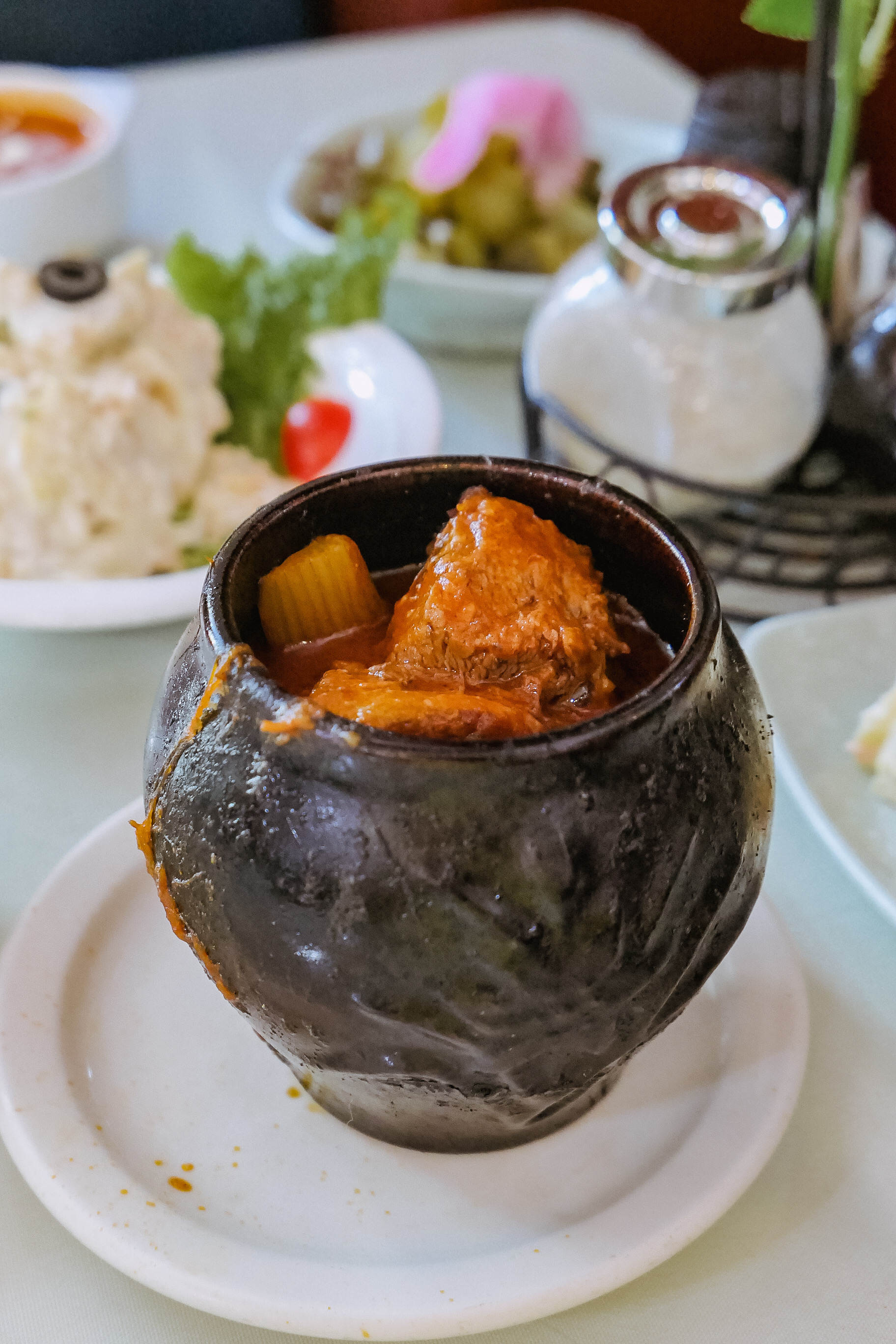 在天津，百十年来西餐一直和煎饼果子si“盟兄弟”？