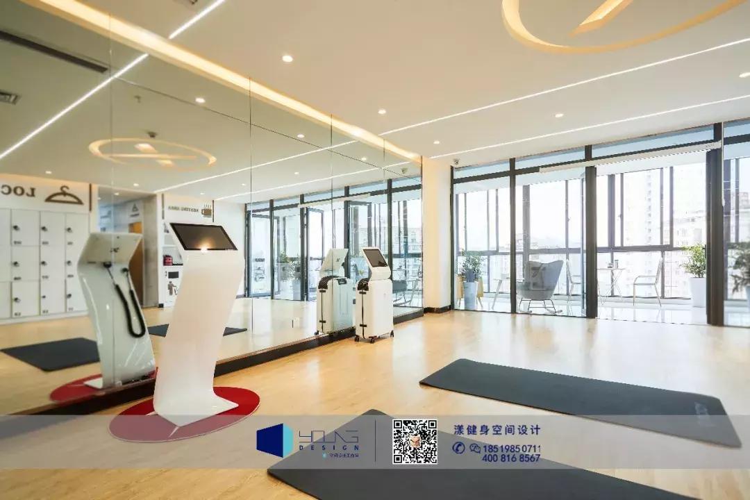 听说在CF成都大会上,漾设计上映了“获奖者联盟”?!