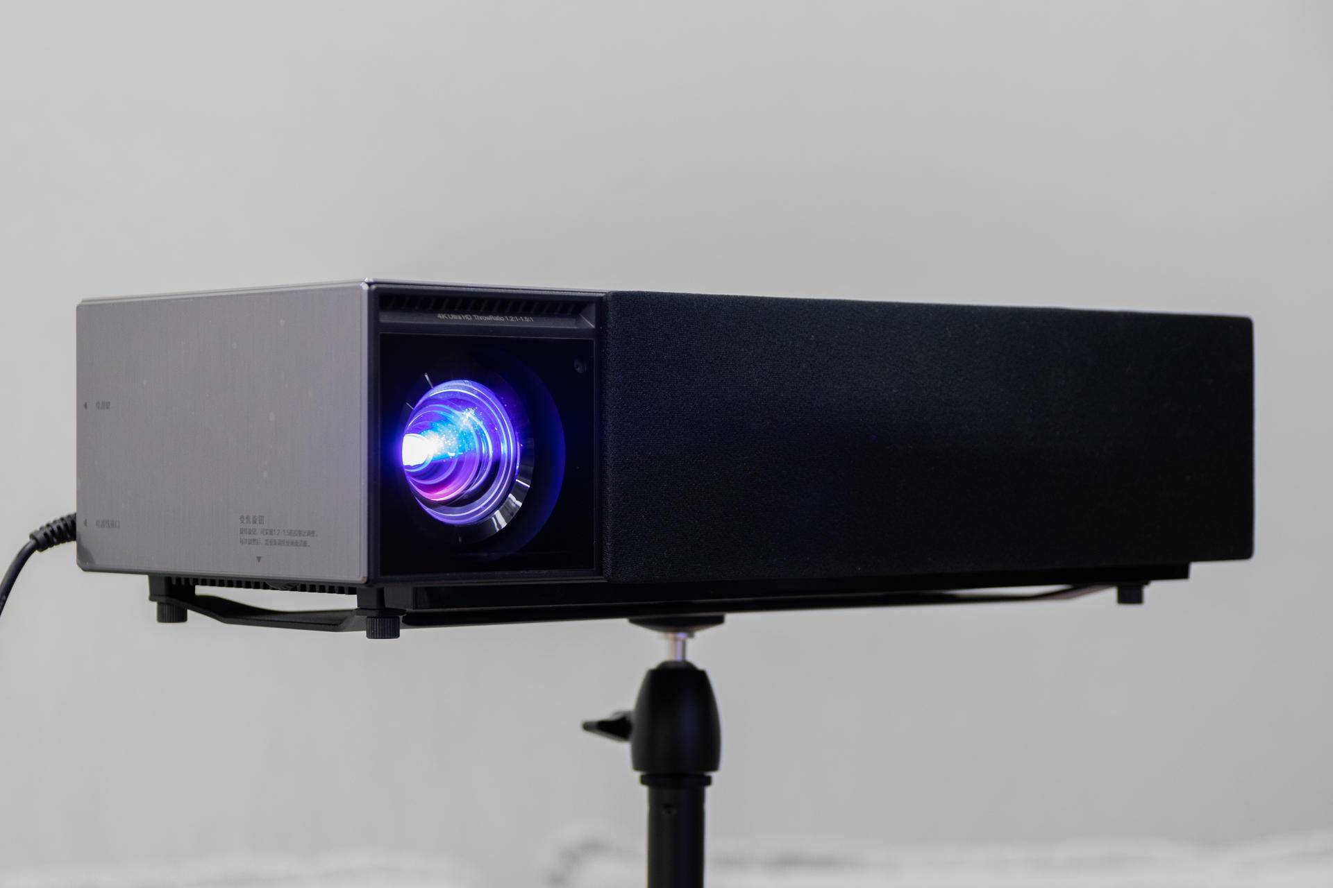 如何自己搭建入门级家庭影院,用电视搭建入门级家庭影院