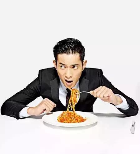 西餐礼仪刀叉使用礼仪视频教程,西餐礼仪手把手教程