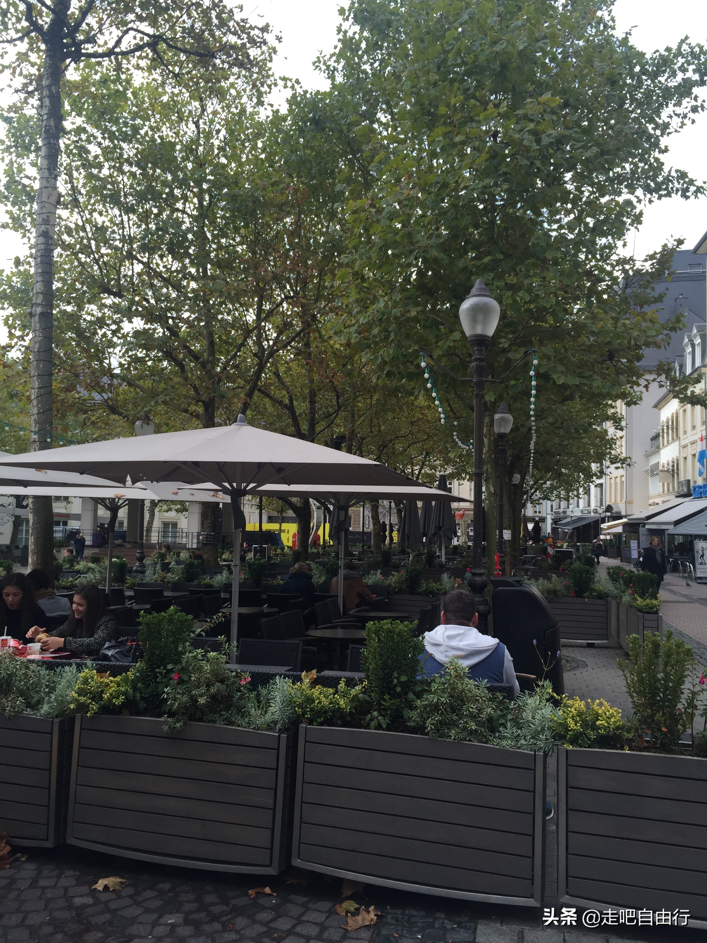 三小时环游世界,雨后漫步卢森堡的袖珍王国