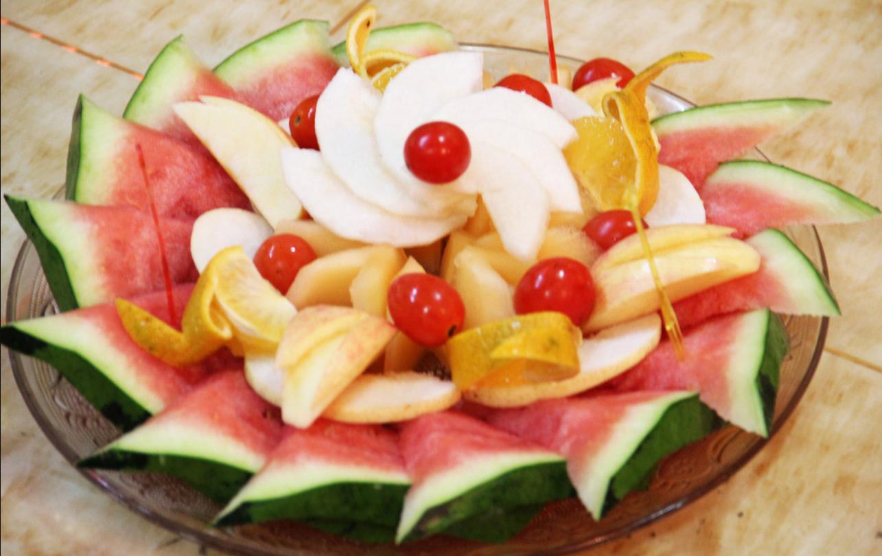 蜂蜜水和咖啡哪个解酒好,喝酒时先来一杯蜂蜜水醒酒靠谱吗