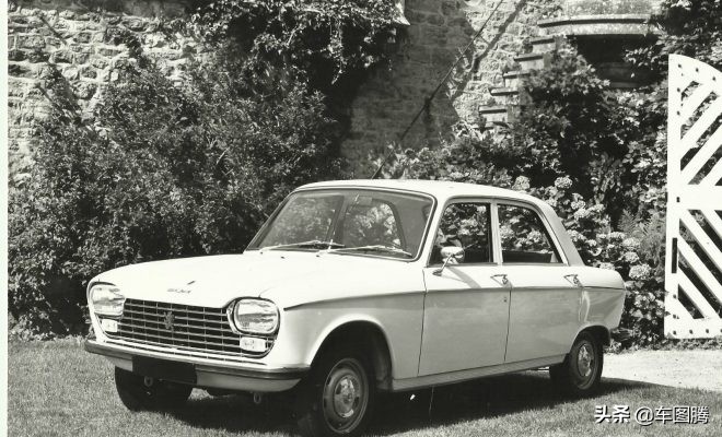 还有谁想成为“爆款”？让巴黎时装周上的标致4008来告诉你吧