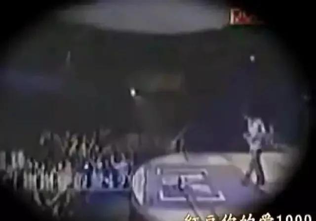 谢霆锋罕见谈感情,下意识的一句话,终于明白他为何如此痴迷王菲