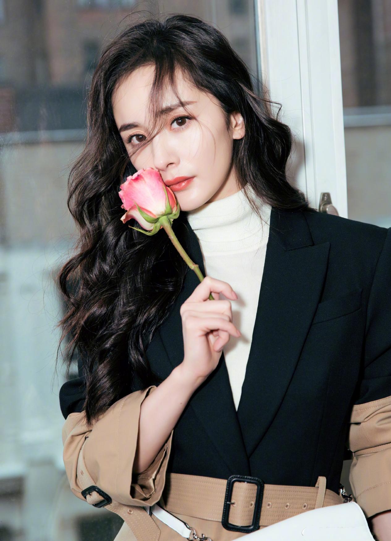 真正的美人在骨不在皮,脸上都有这5点,老了也是一枝花