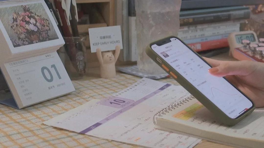 *今条头日**和小红书，哪个更容易赚钱？