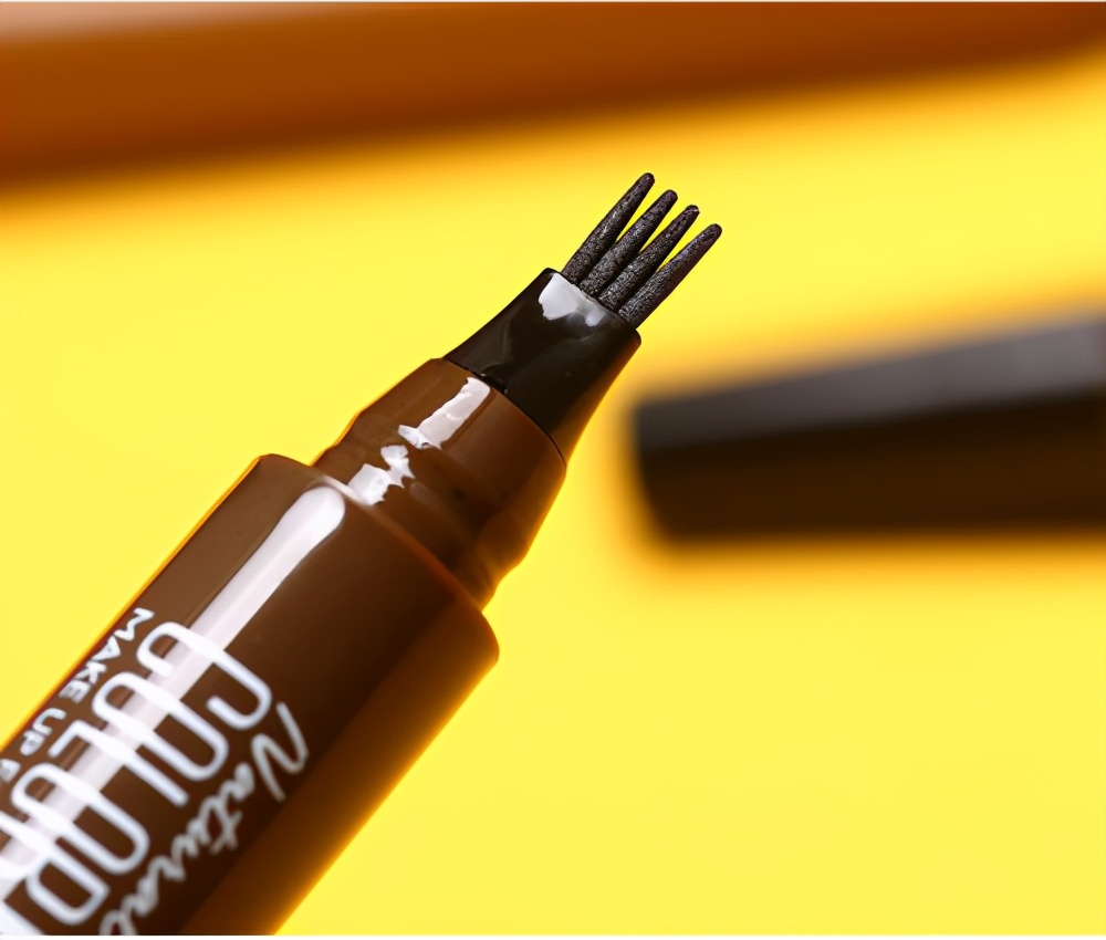 会画眉毛跟不会画眉毛,女人画眉毛的正确方式