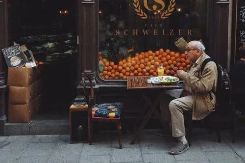 中老年睡眠不好吃什么能改善睡眠,中老年妇女睡眠不好怎么调理