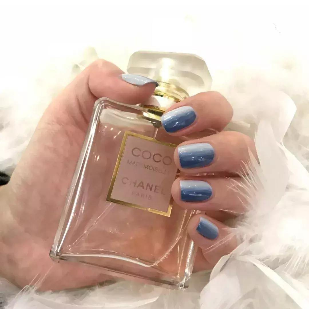 手黄显白的颜色,手黄显白款式