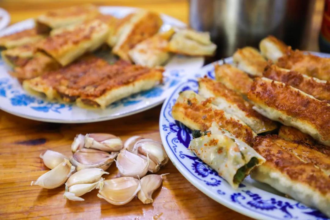 锅贴饺子四新道店,上海闵行开了几十年的锅贴店