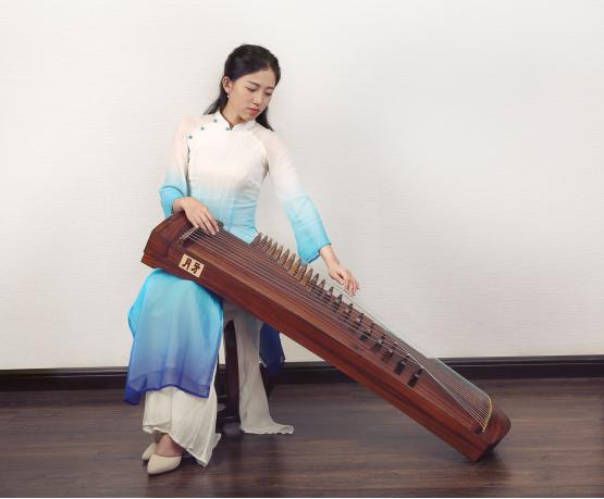 古筝半筝值得买吗,买古筝大筝好还是小筝好