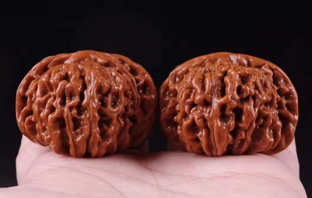 文玩核桃如何盘才能有效,刚入手的文玩核桃怎么盘