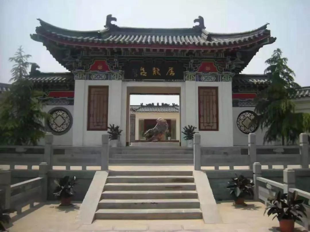 洛阳梦桃源2号会议厅,洛阳梦桃源度假村附近酒店