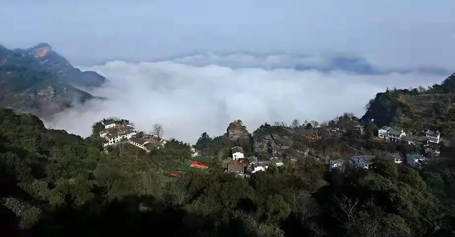 黎志淡出，中旅集团退出，祥源为何仍接盘“硬骨头”中景信？