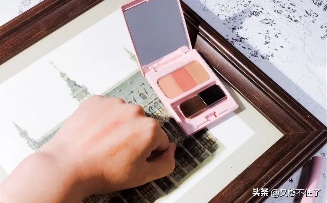 欧阳娜娜最值得购买的东西,欧阳娜娜去日本药妆店