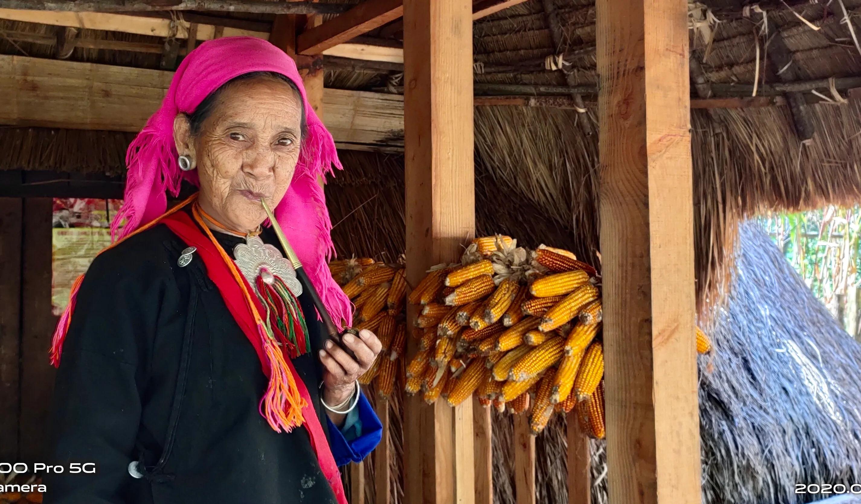云南省佤族沧源,走进沧源县佤族原始部落
