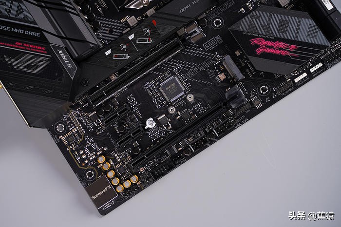 安钛克CUBEDRAK装机展示，11700+ROGB560-G+3080TI