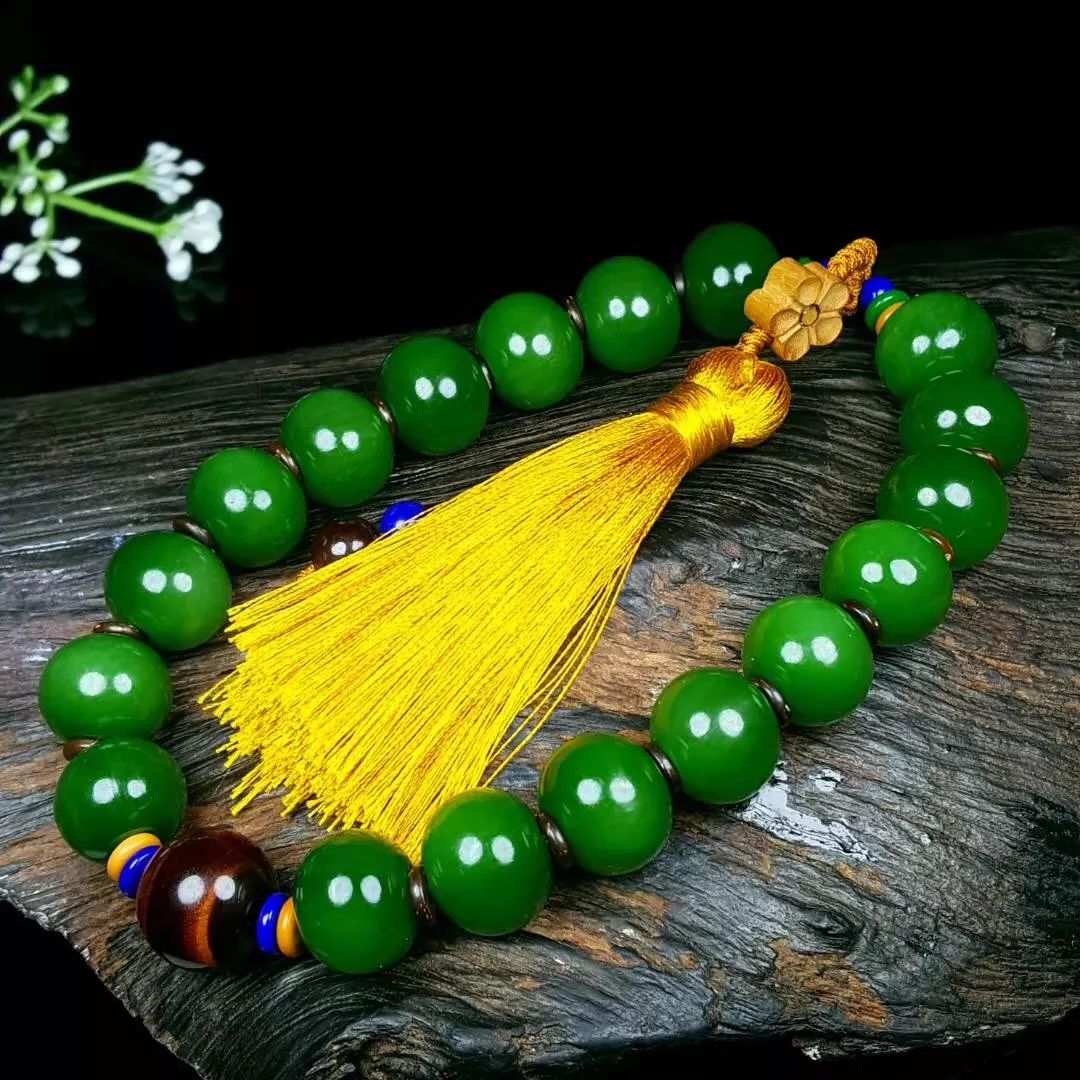 橄榄核雕裂怎么处理最好,玩橄榄核雕要注意什么