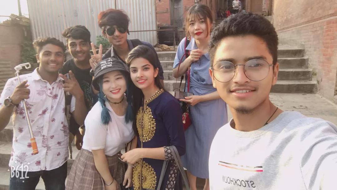 这个微笑国度,见人就夸漂亮,300元就能在天空滑翔