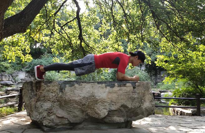 平板支撑每天坚持三分钟效果,每天一分钟平板支撑会有效果吗