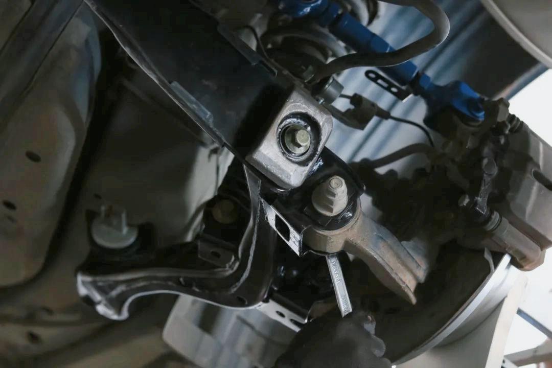 怪兽修车翻新奥迪q7,怪兽修车老车翻新