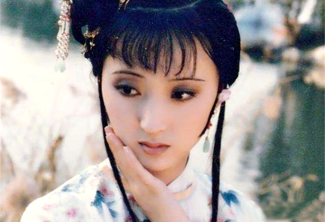 黛钗结局,针锋相对破镜重圆