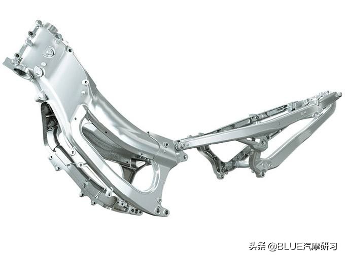 光阳ak550踏板车有什么黑科技,2022款光阳ak550踏板最高时速