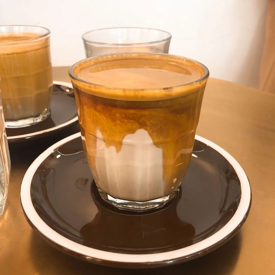 馥芮白和拿铁卡布奇诺的区别,拿铁和馥芮白区别