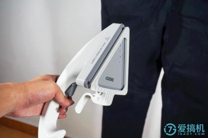 卓力挂烫机bg538和er500哪个好,卓力熨烫机bg588与bg538区别